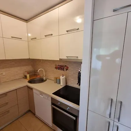 Appartement Cozy Next To Bus And Train Station *