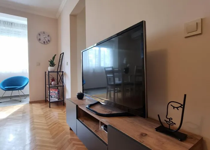 Cozy Next To Bus And Train Station Lejlighed Podgorica