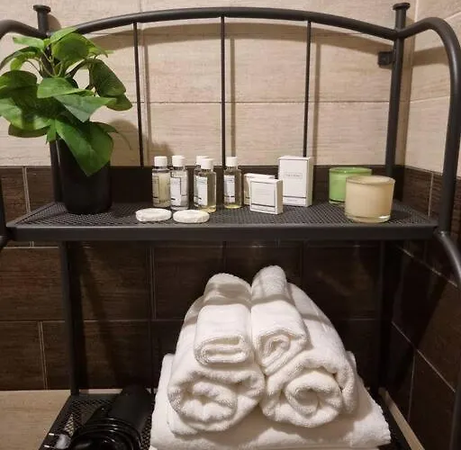 Lejlighed Cozy Next To Bus And Train Station