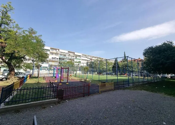 Cozy Next To Bus And Train Station * Podgorica